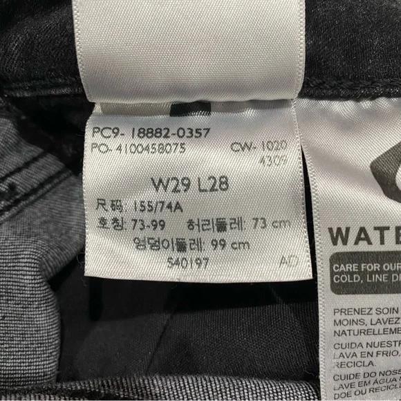 LEVI’S Women’s 721 High Rise Skinny Jeans - distressed black, size W29 L28 - Picture 8 of 12